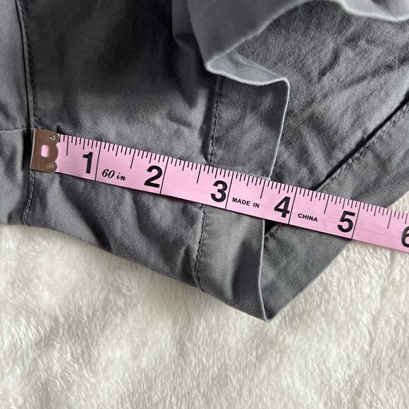 Old Navy Gray Everyday Short Size 12 - Picture 7 of 7